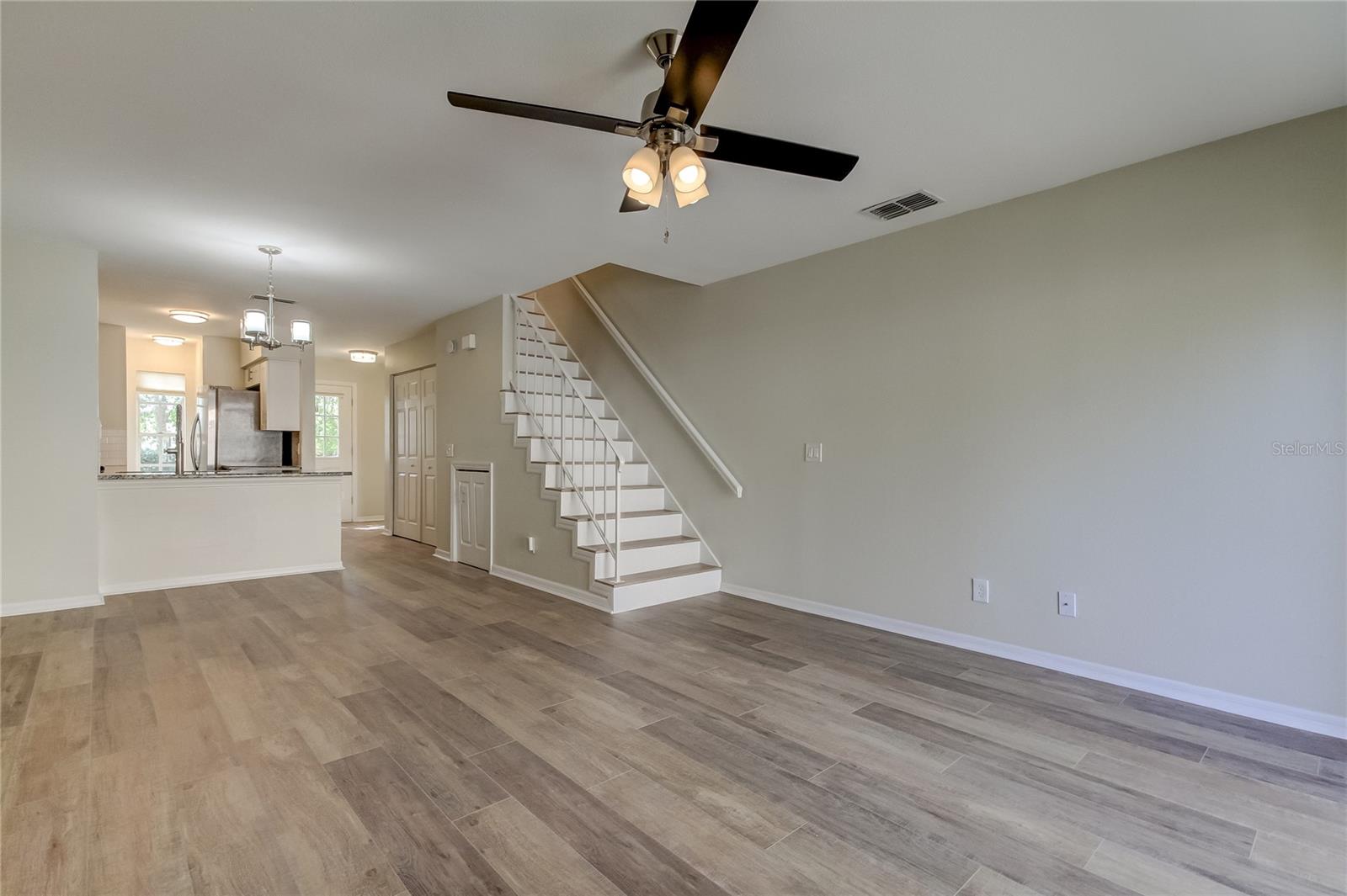 3302 W WYOMING CIR #3302