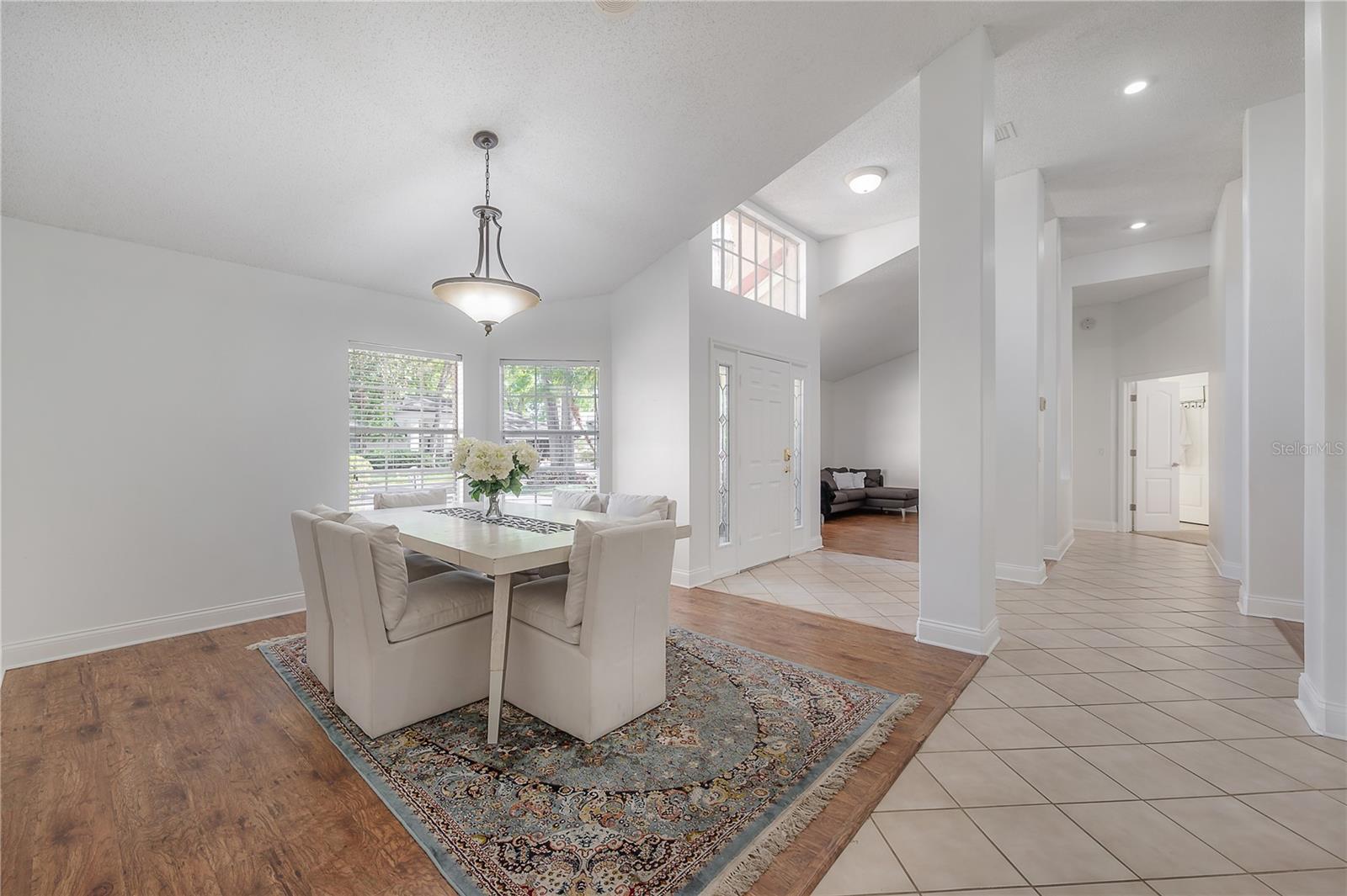 505 STRATFIELD DR