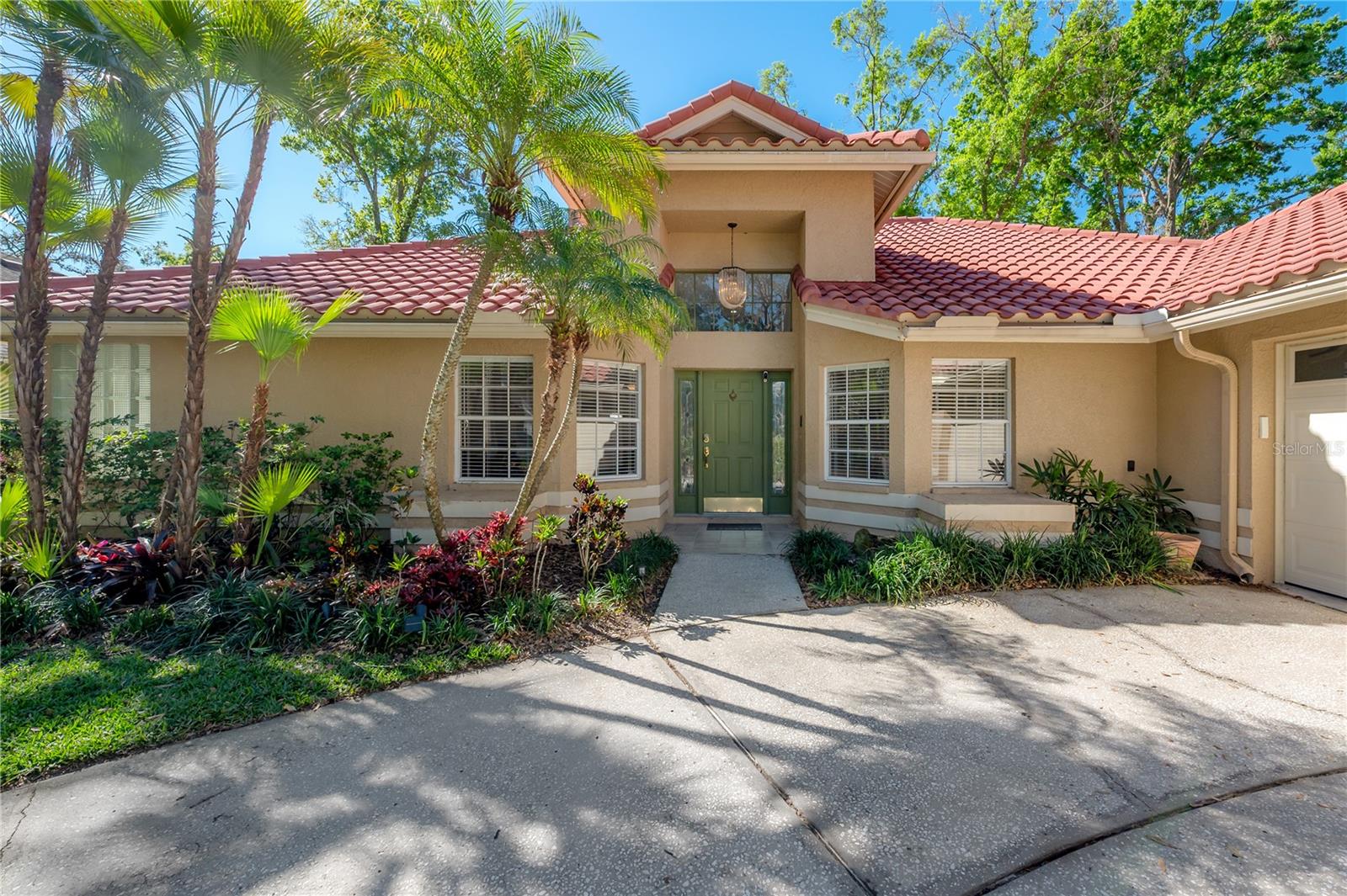 505 STRATFIELD DR