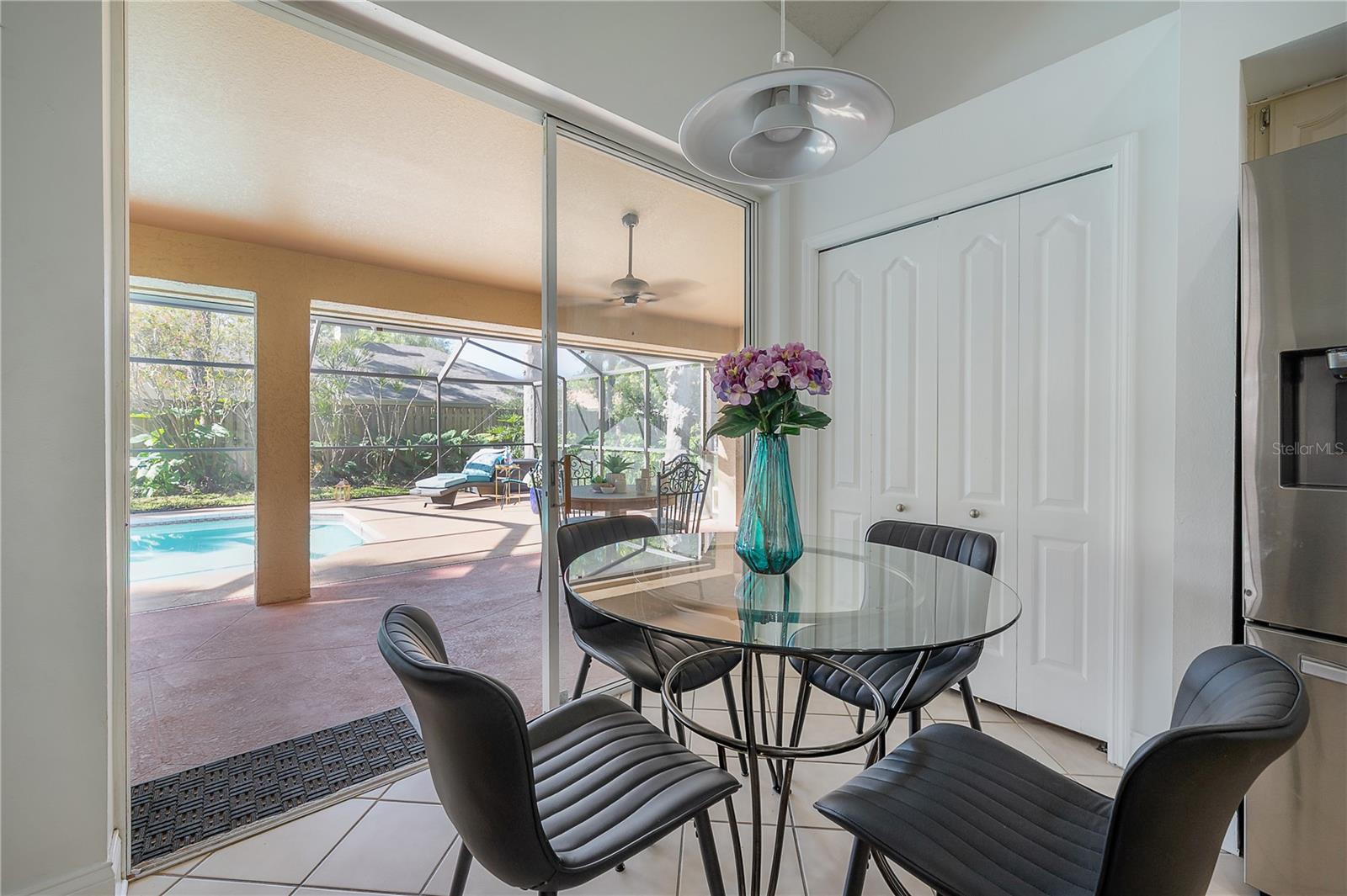 505 STRATFIELD DR