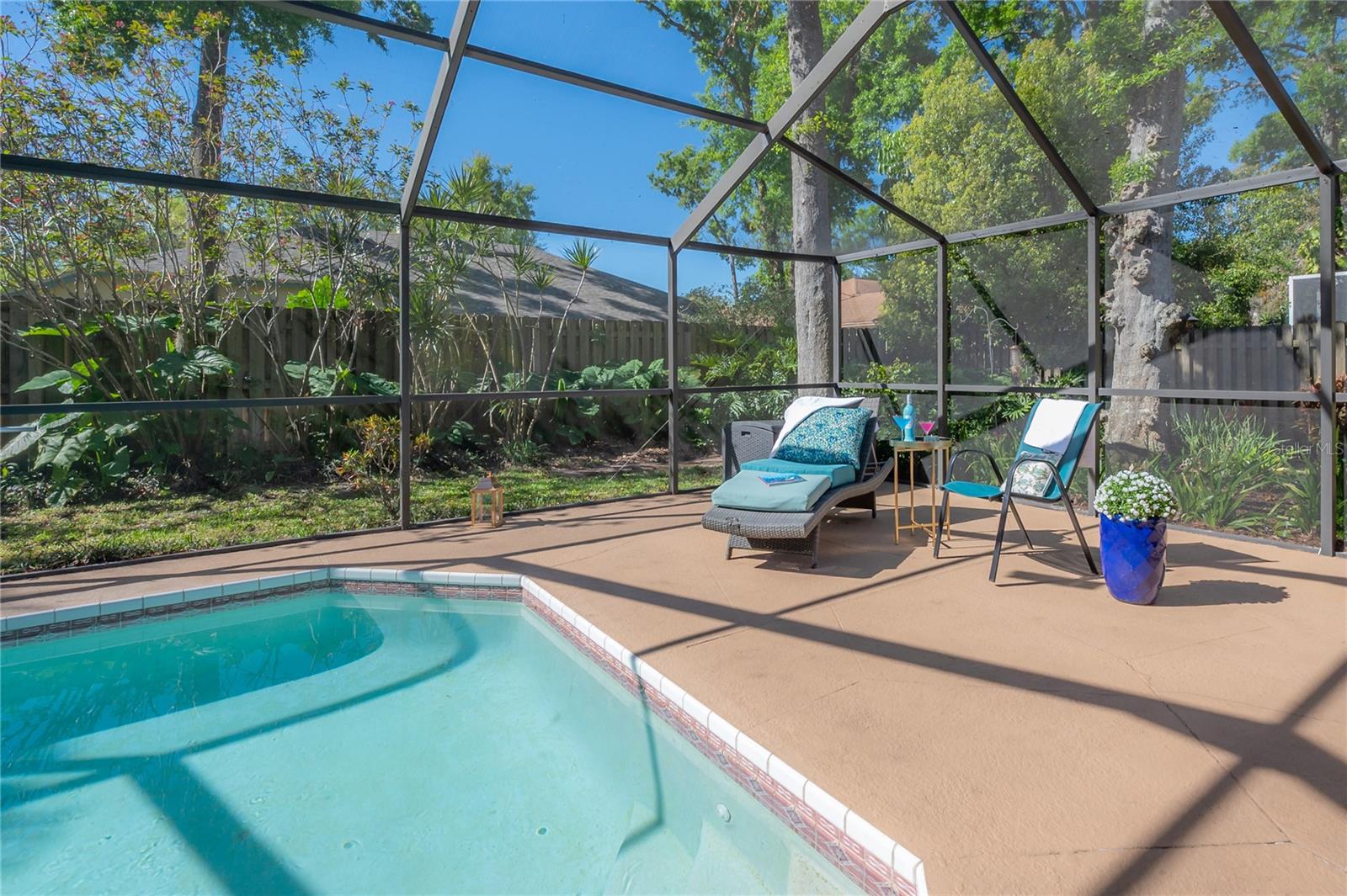 505 STRATFIELD DR