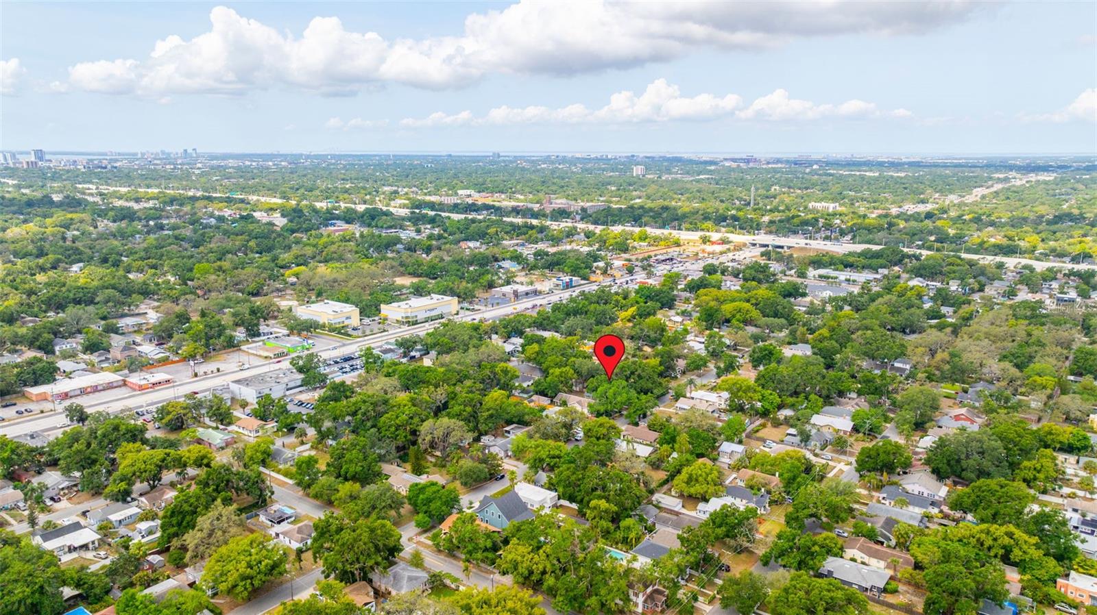 1211 E COMANCHE AVE