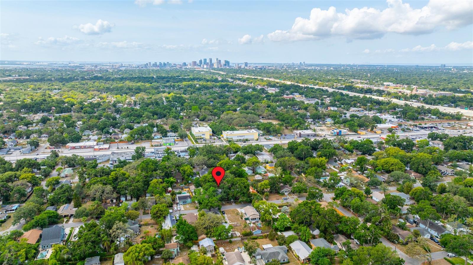 1211 E COMANCHE AVE