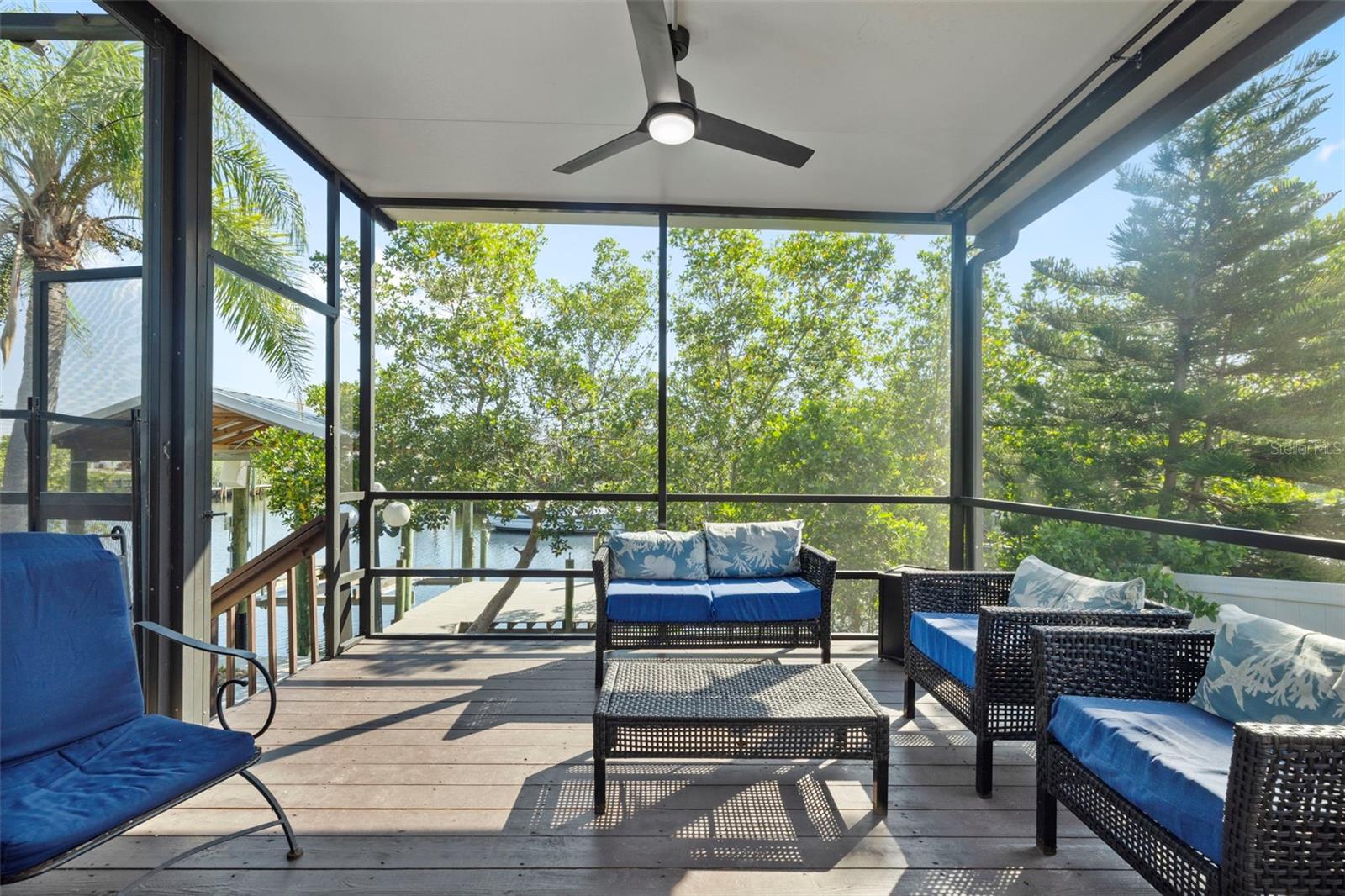 1111 KINGFISH PL