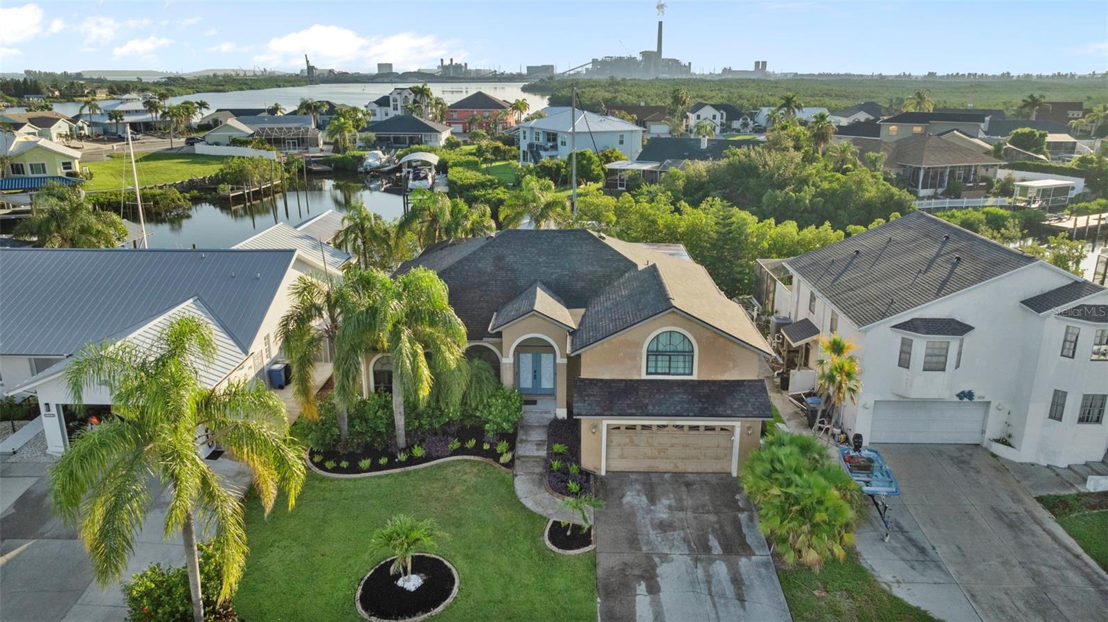 1111 KINGFISH PL