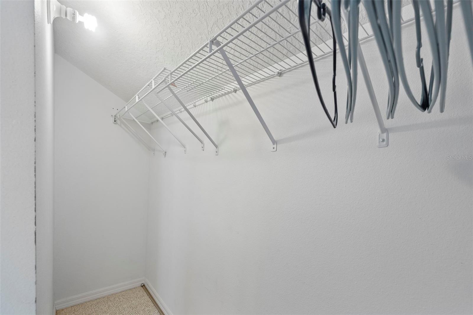 1111 KINGFISH PL
