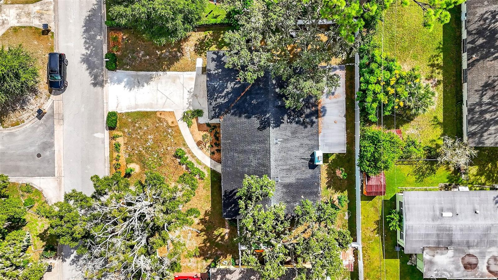 723 GRAND CIR