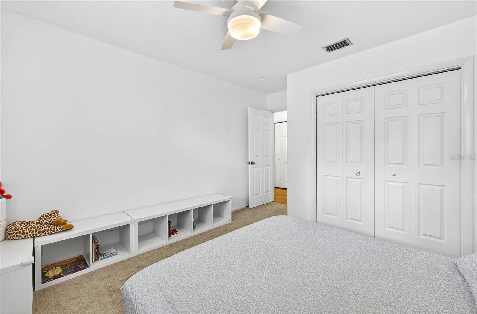 723 GRAND CIR