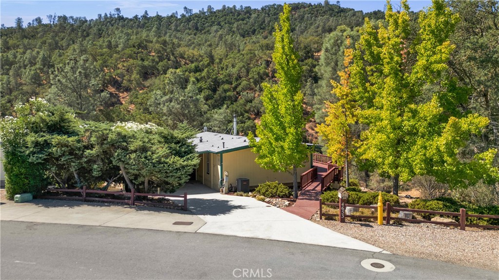4653 Green Pine Lane