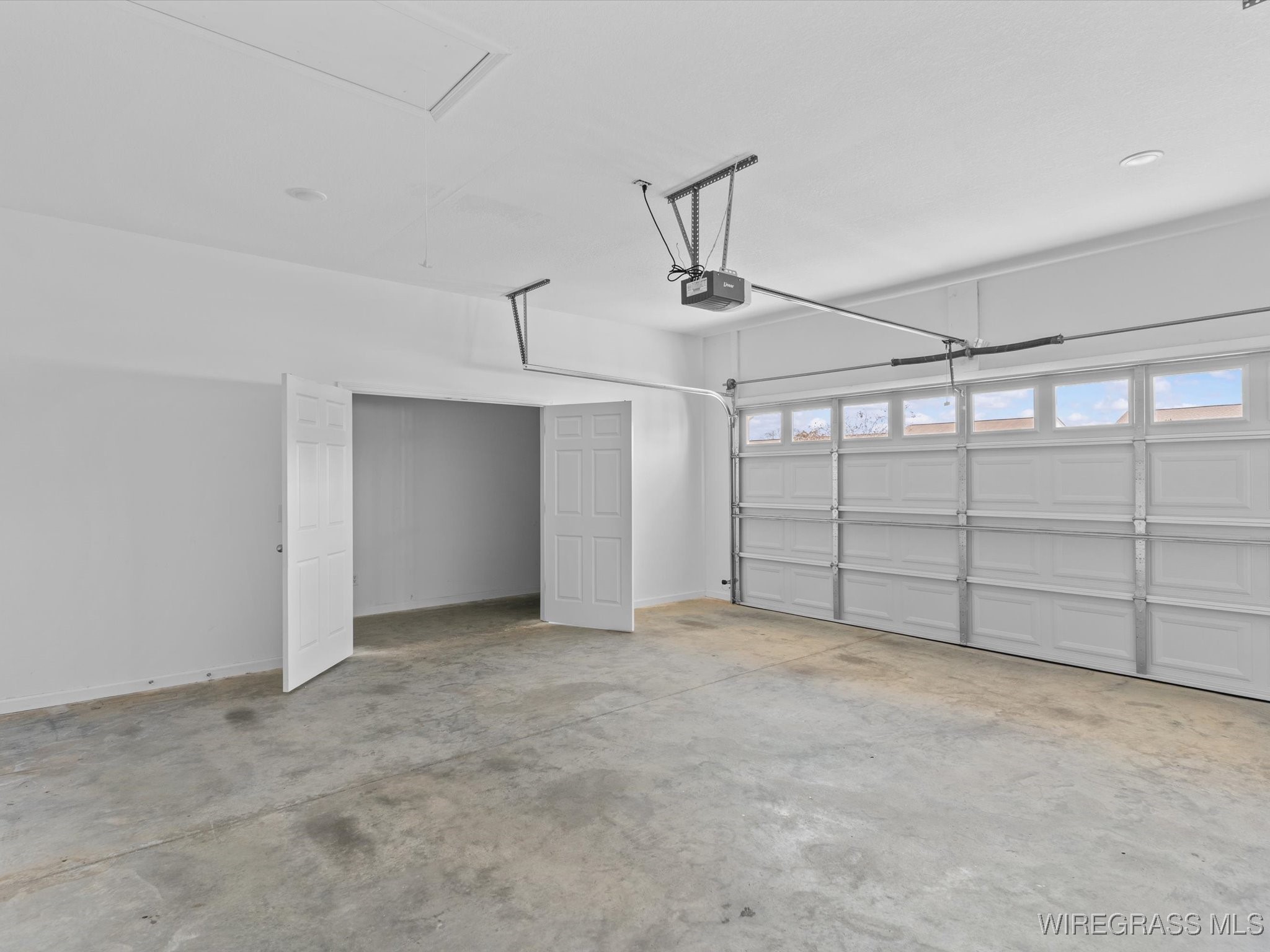 112 Wingate Avenue