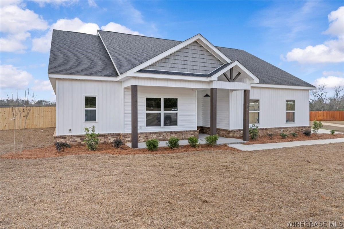 213 Neenan Drive