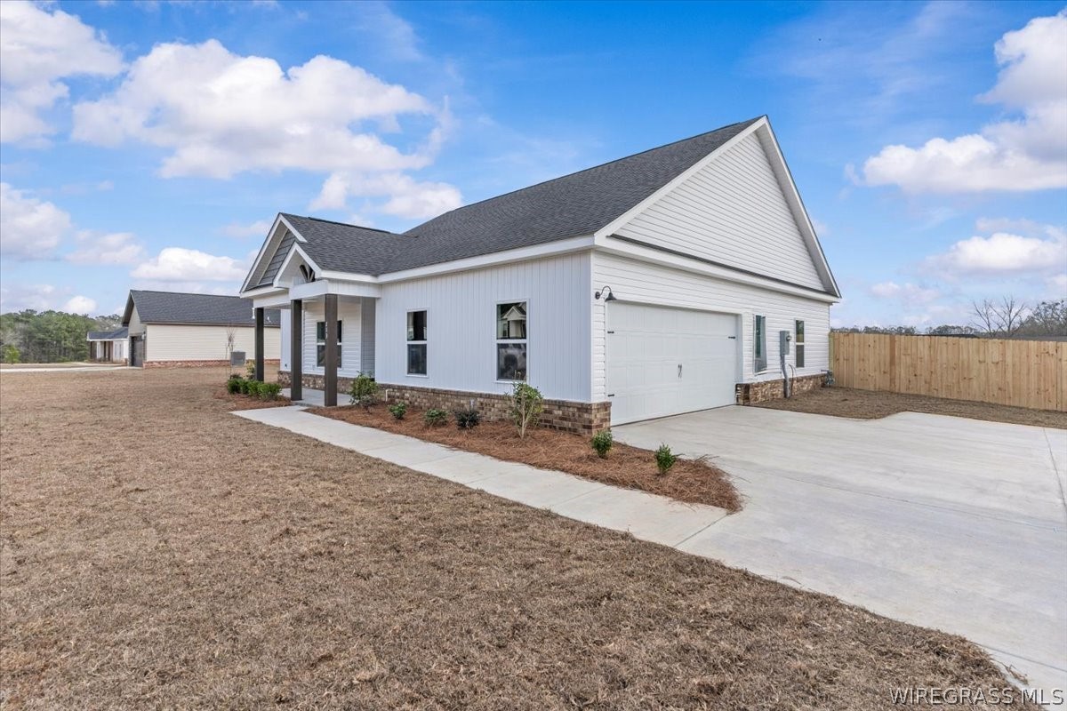 213 Neenan Drive