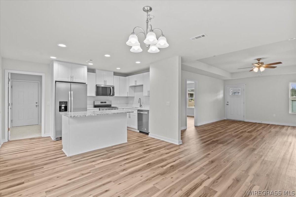 200 Neenan Drive