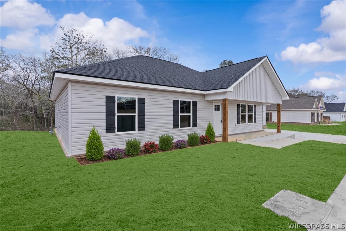 200 Neenan Drive