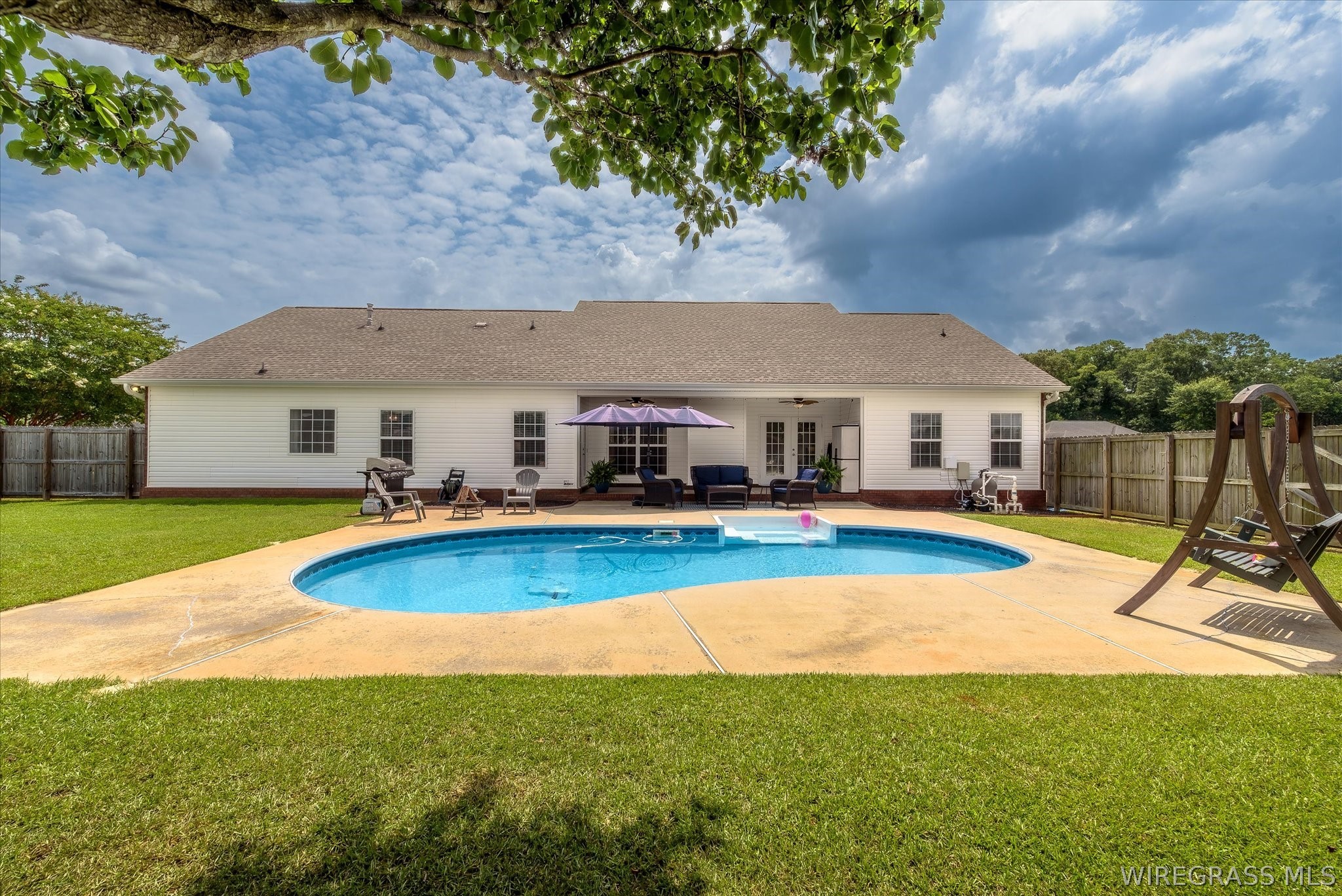 200 Fountain Crest Drive