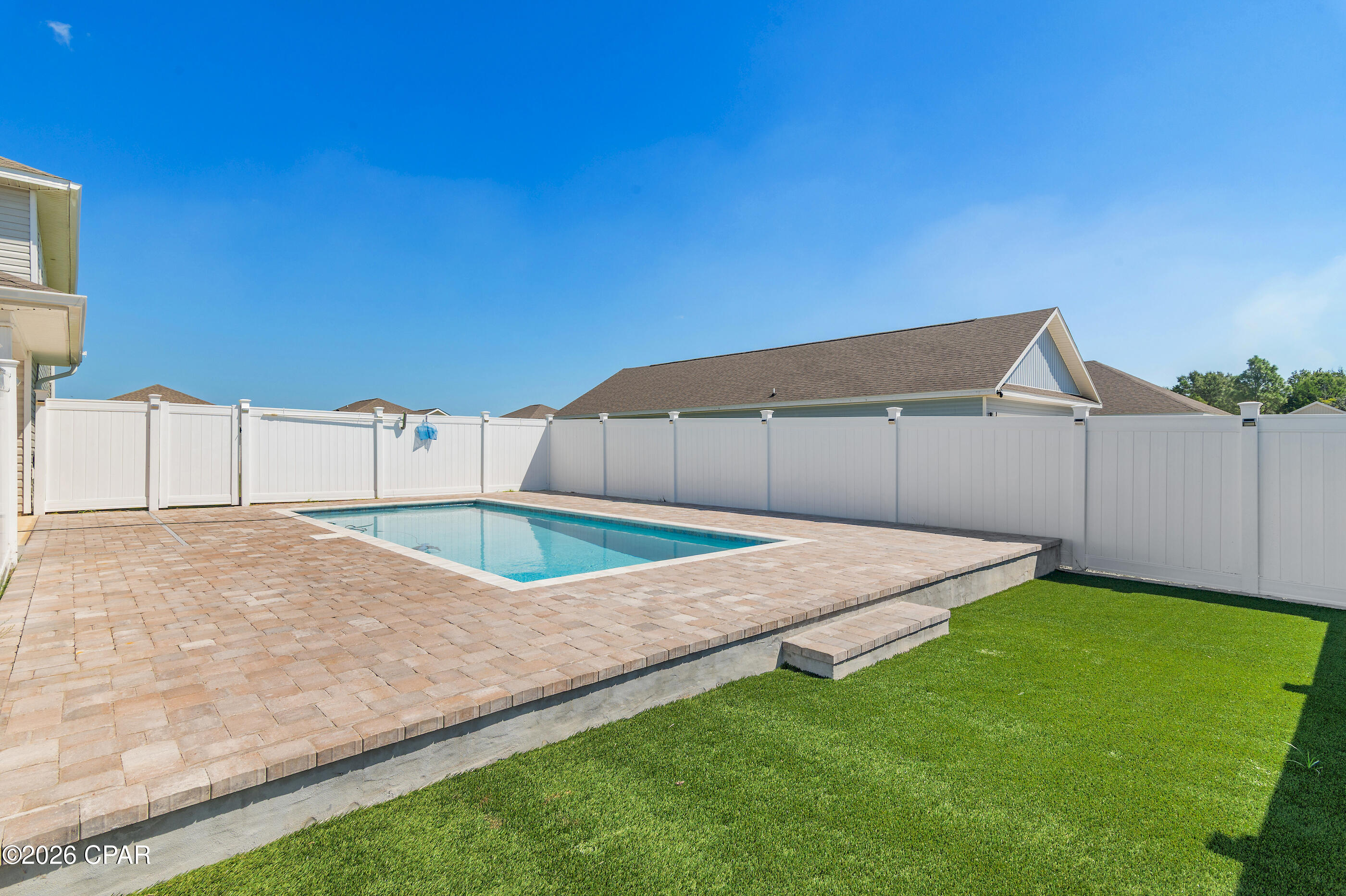 56 Silverthorn Street