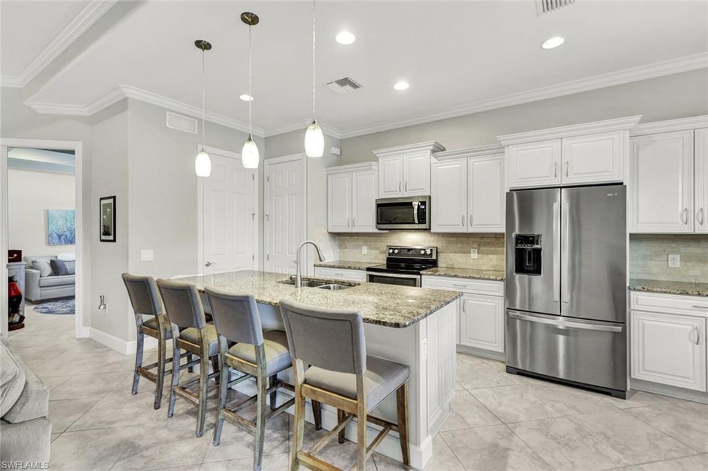 9093 Siesta Bay DR