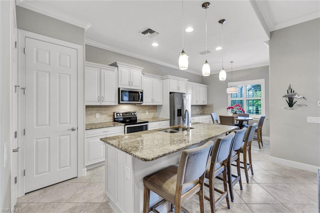 9093 Siesta Bay DR