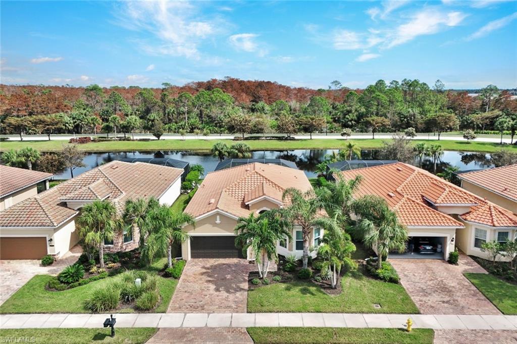 9093 Siesta Bay DR