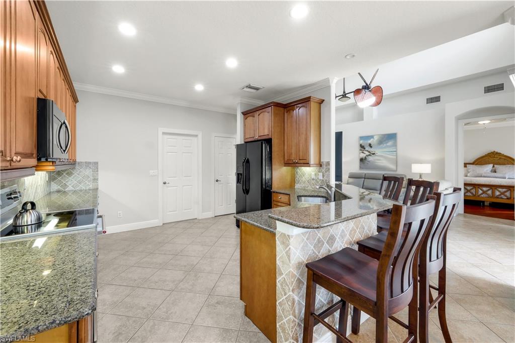 9174 Treeside CT