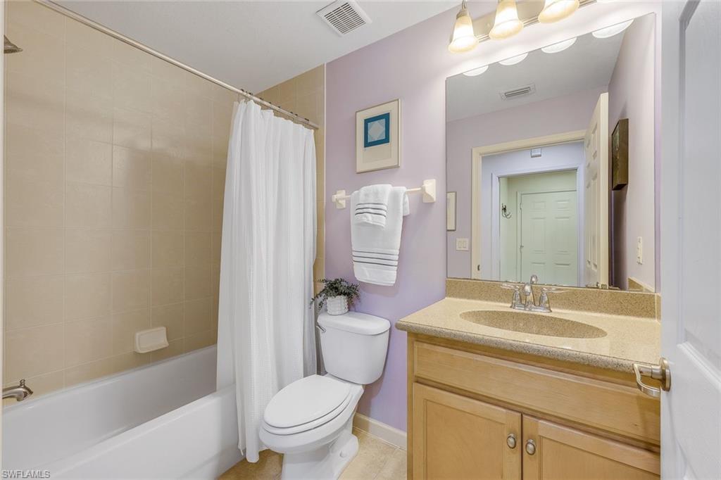 9525 Ironstone TER # 102, NAPLES Unit: 102