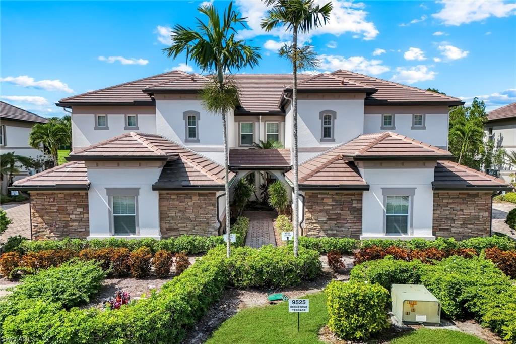 9525 Ironstone TER # 102, NAPLES Unit: 102
