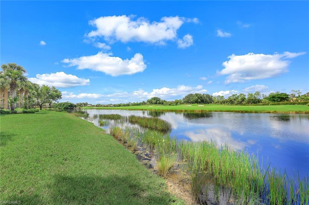 9525 Ironstone TER # 102, NAPLES Unit: 102