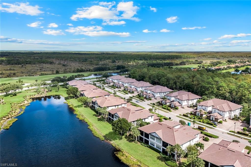 9525 Ironstone TER # 102, NAPLES Unit: 102