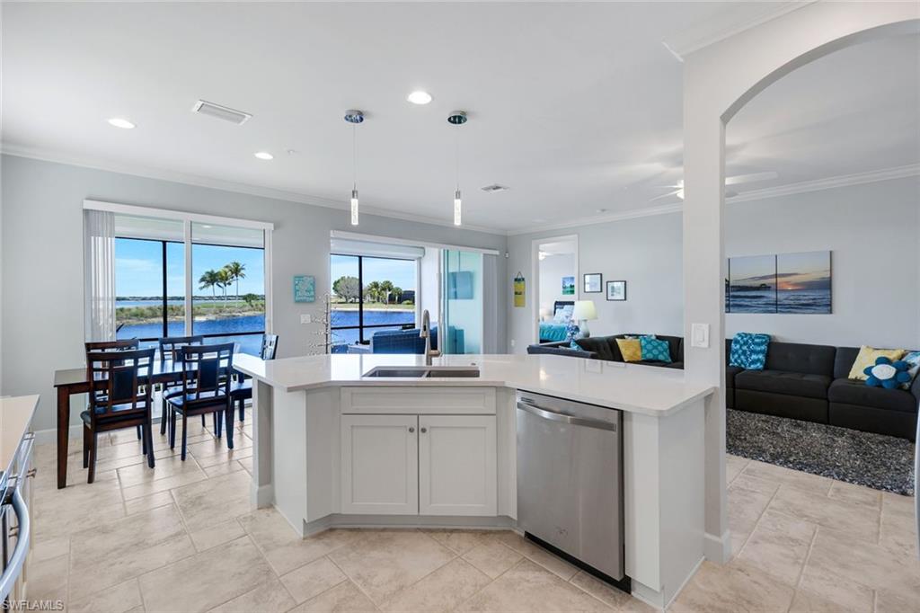 9060 Siesta Bay DR # 101