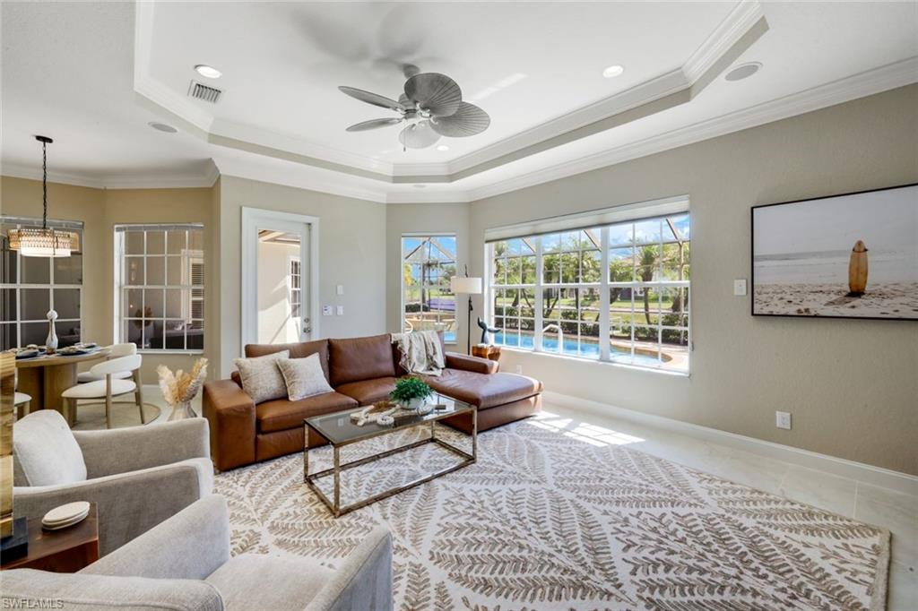 8810 Spinner Cove LN