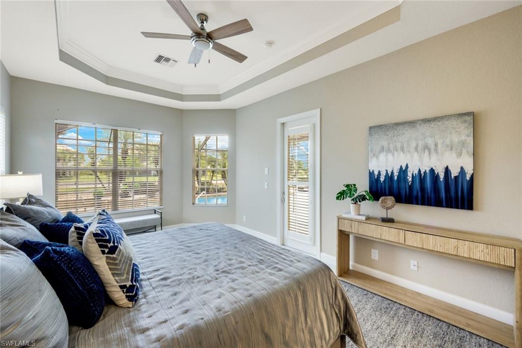 8810 Spinner Cove LN