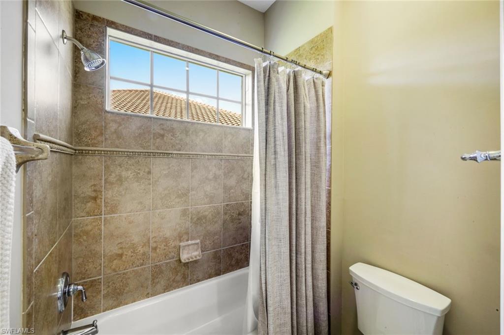 8810 Spinner Cove LN