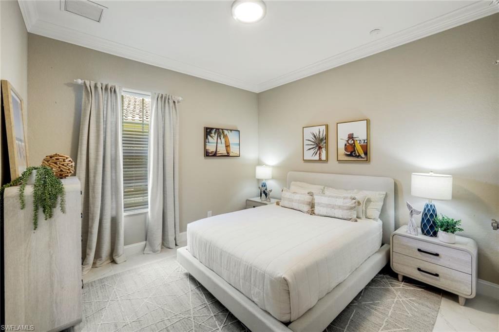8810 Spinner Cove LN