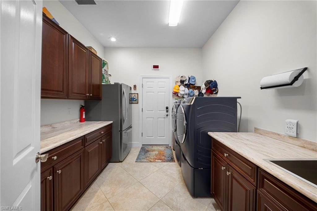 9230 Gypsum WAY