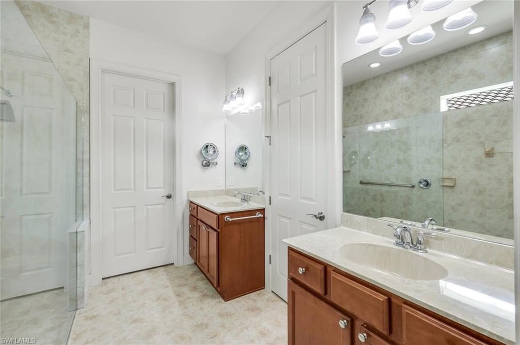 9065 Siesta Bay DR