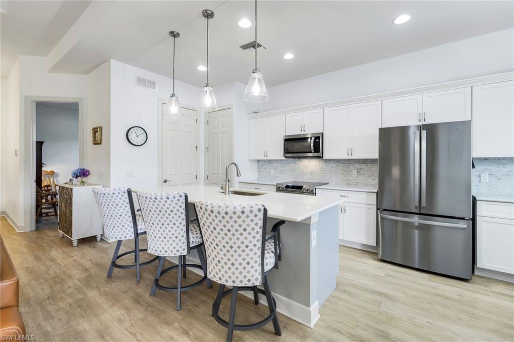 9065 Siesta Bay DR