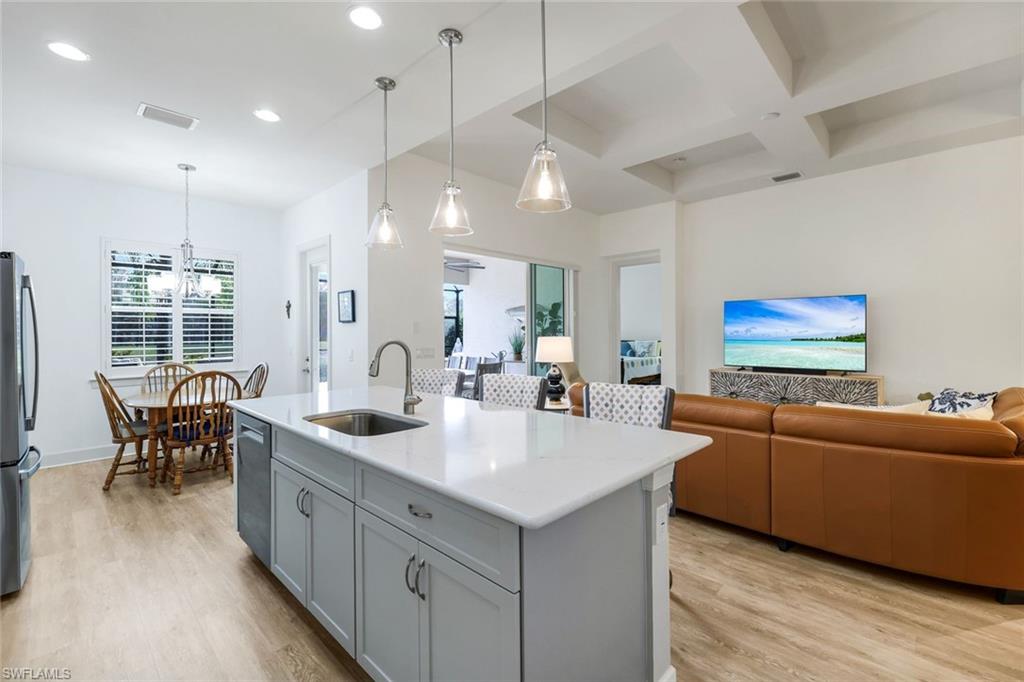 9065 Siesta Bay DR