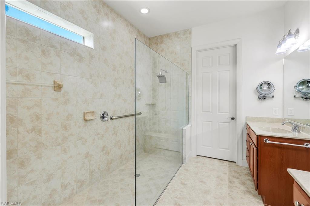 9065 Siesta Bay DR