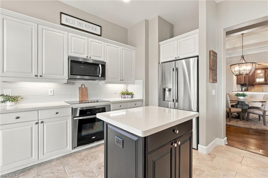 9213 Quartz LN 202