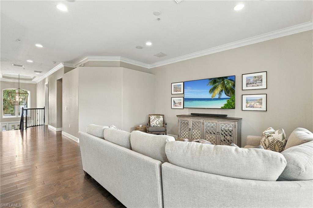 9213 Quartz LN 202