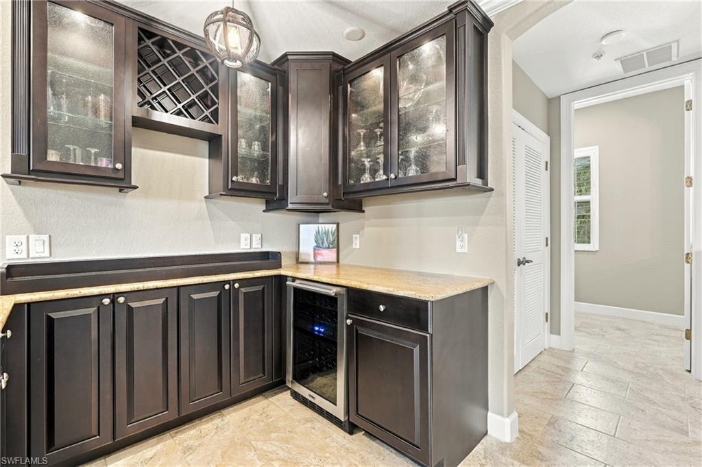 9213 Quartz LN 202