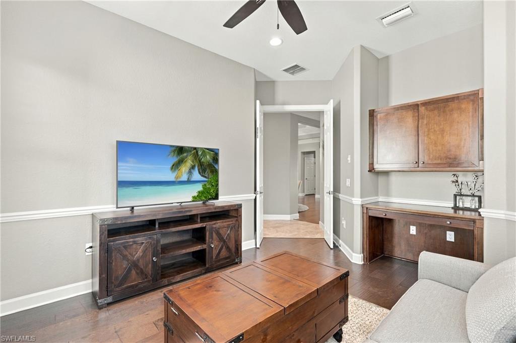 9213 Quartz LN 202