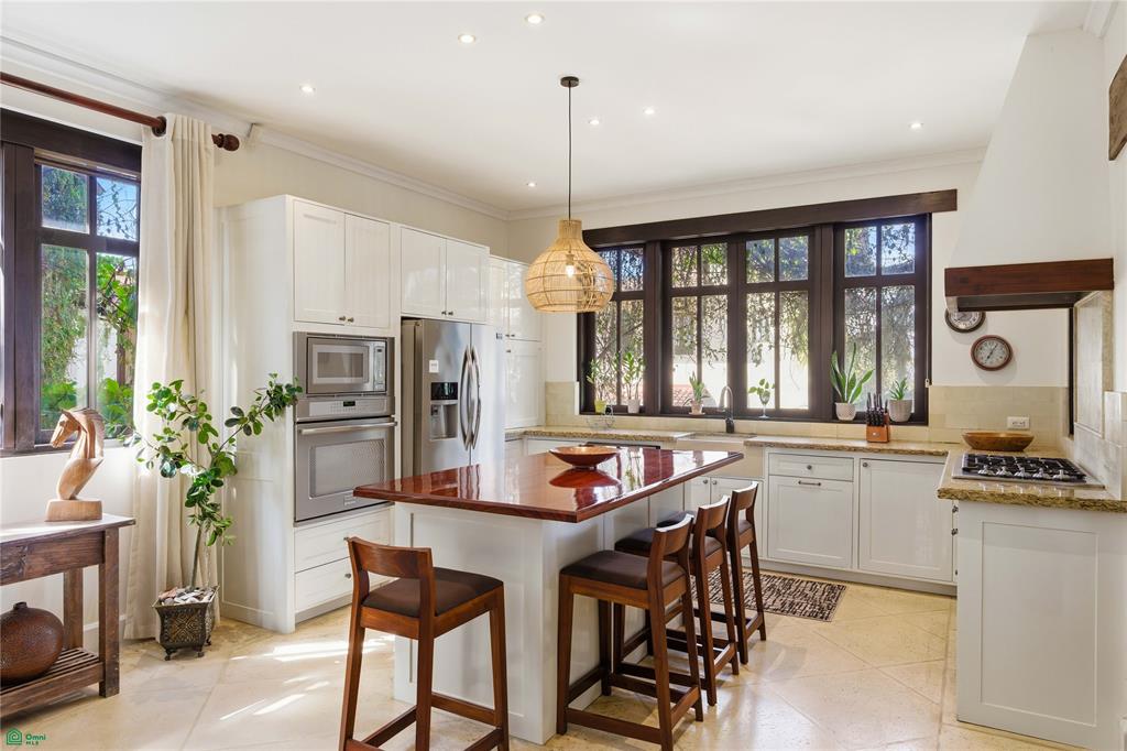 Casa del Alba, Las Catalinas