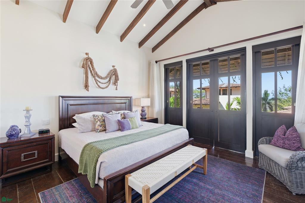 Casa del Alba, Las Catalinas