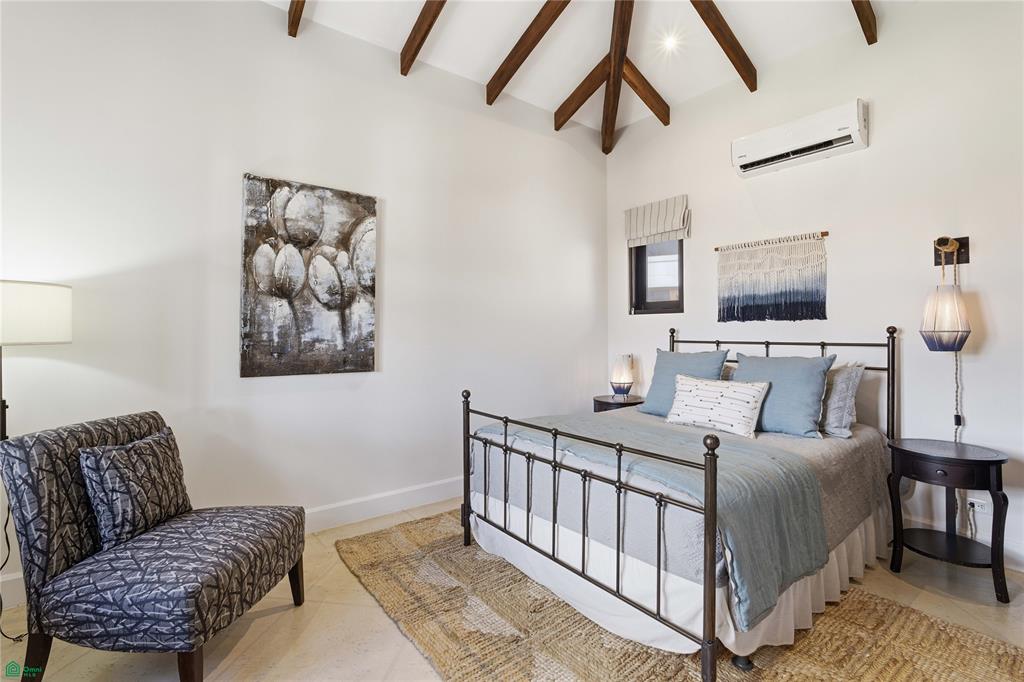 Casa del Alba, Las Catalinas