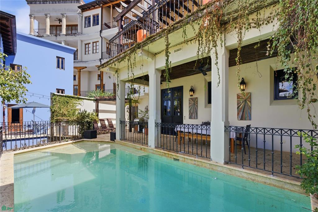 Casa del Alba, Las Catalinas