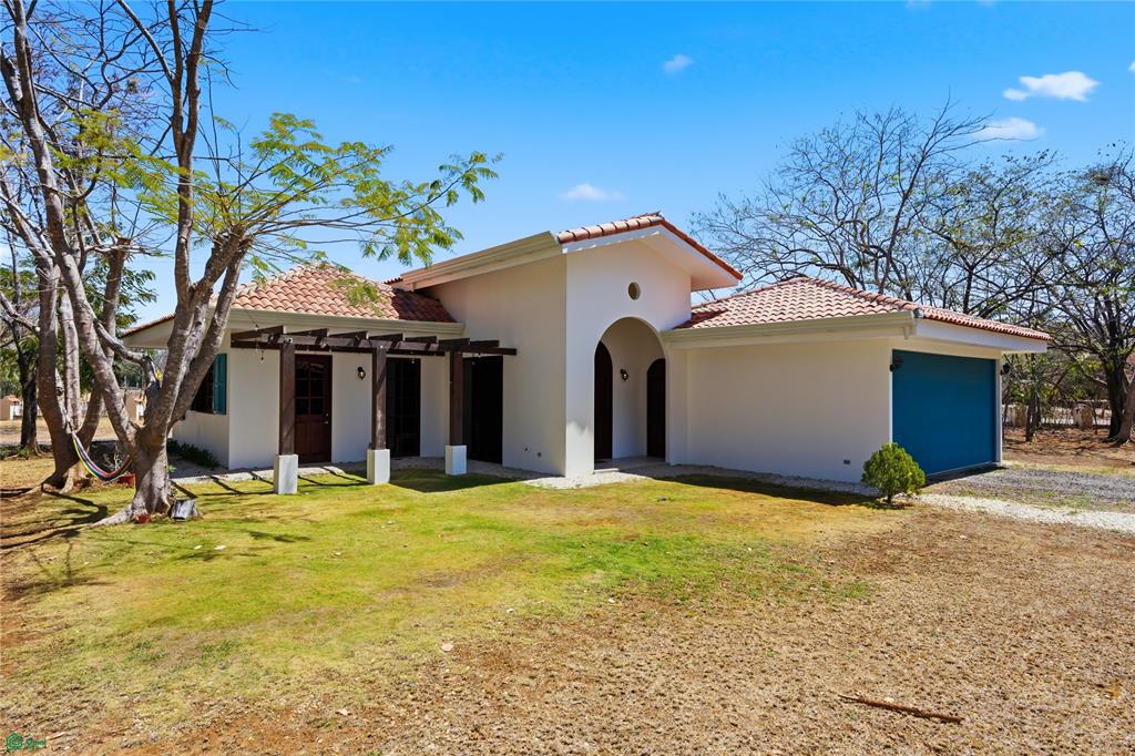 Stella Maris Altos Los Robles 71