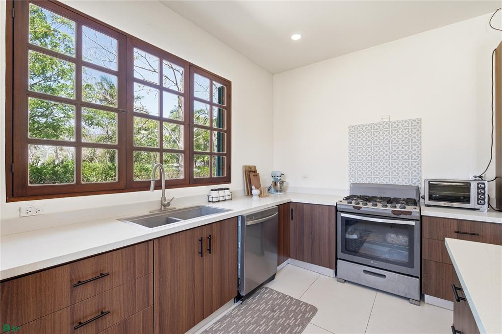 Stella Maris Altos Los Robles 71