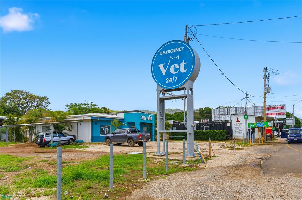 Vet Clinic Huacas