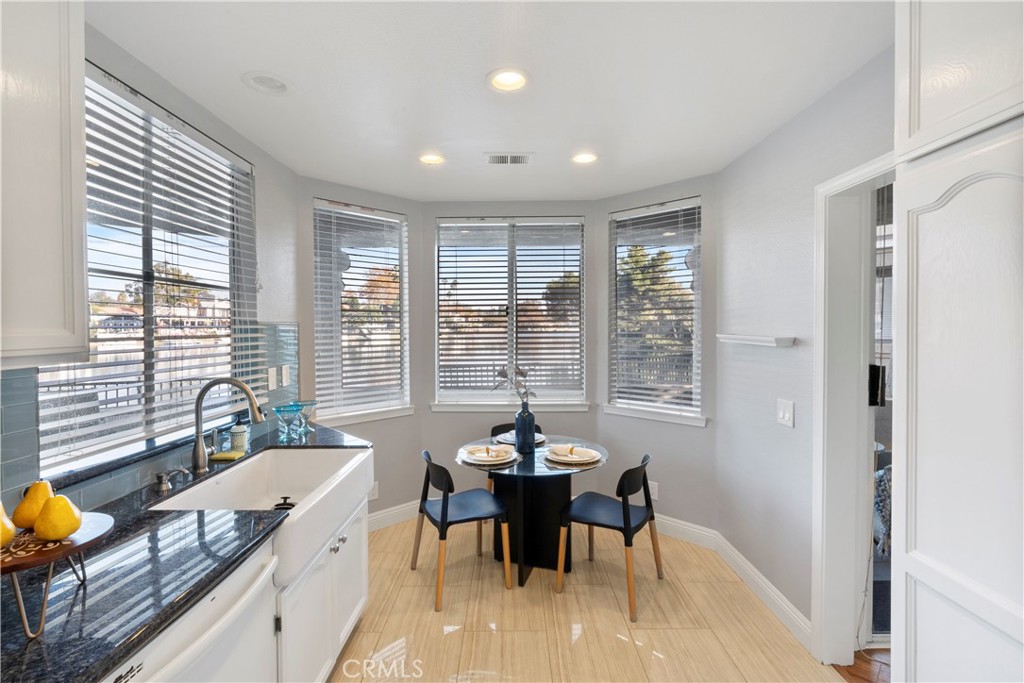 22852 Sailwind Way 2